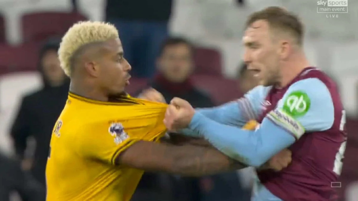 Сутичка Леміна та Боуена / скріншот