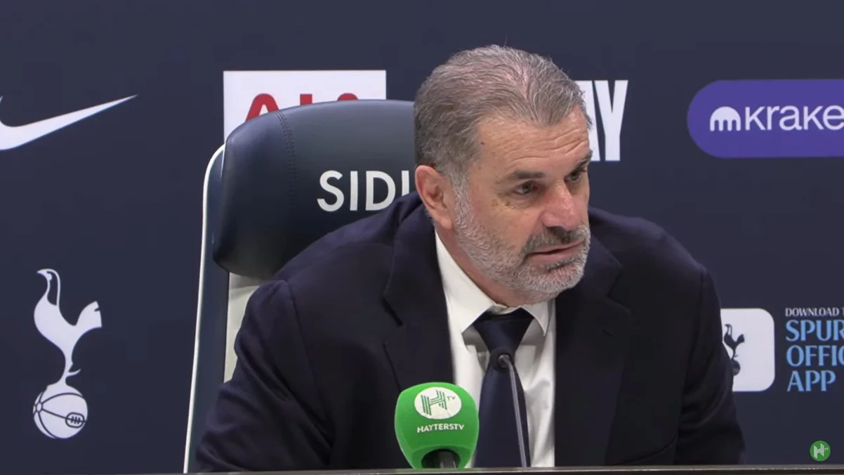 Ангелос Постекоглу / скірншот