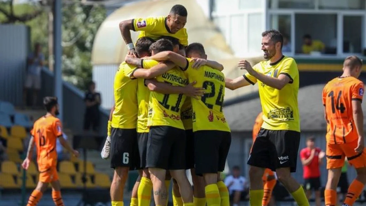 Безерра та Калюжний з партнерами / ФК Олександрія