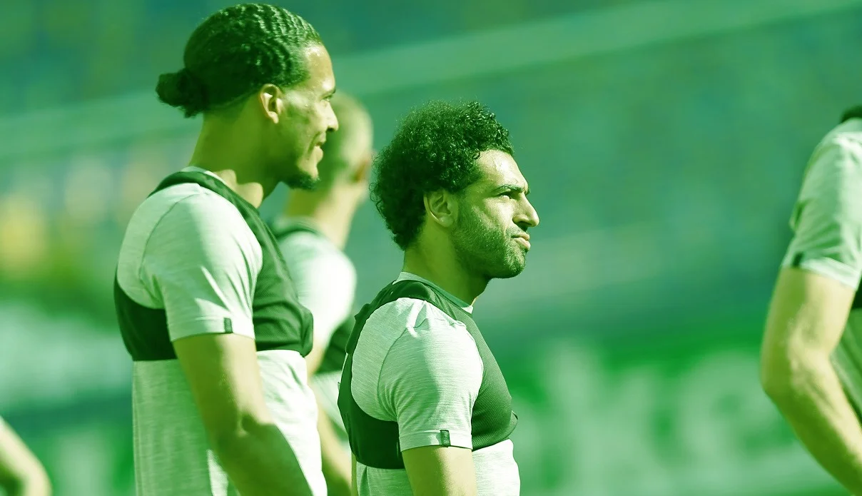 Салах чатує жертву з Манчестера / Фото Футбол 24