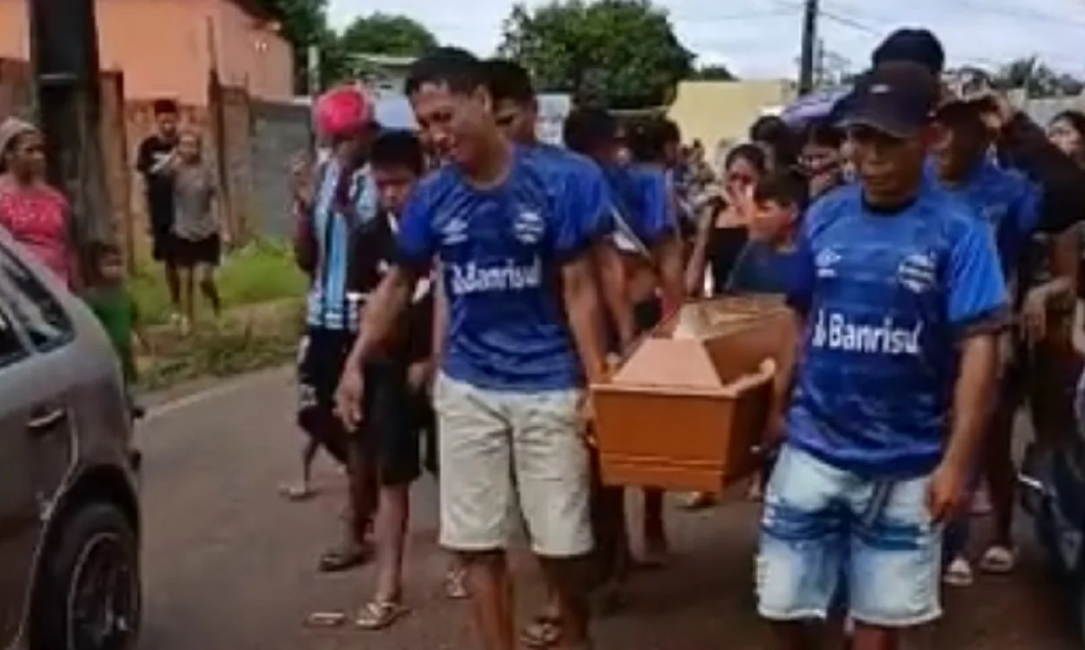 Похорон Едсона Лопеса / Скрін