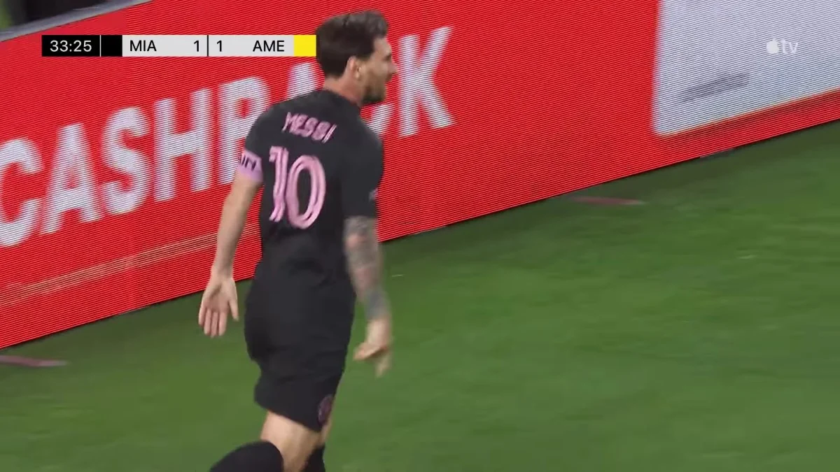 Лионель Месси / скриншот