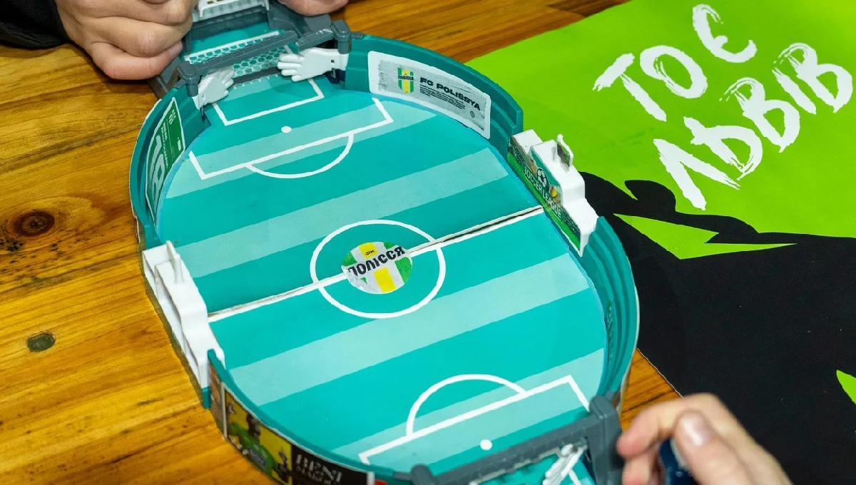 Игрушечный макет стадиона Полесье / ФК Полесья