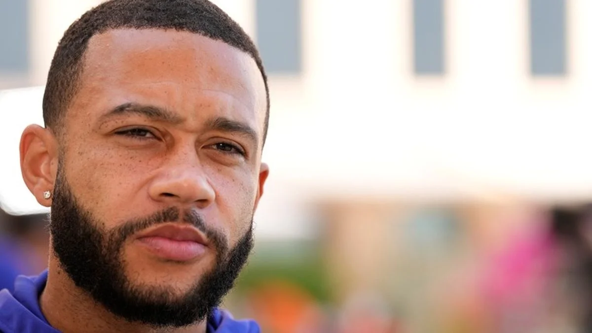 Мемфіс Депай / Pro Shots