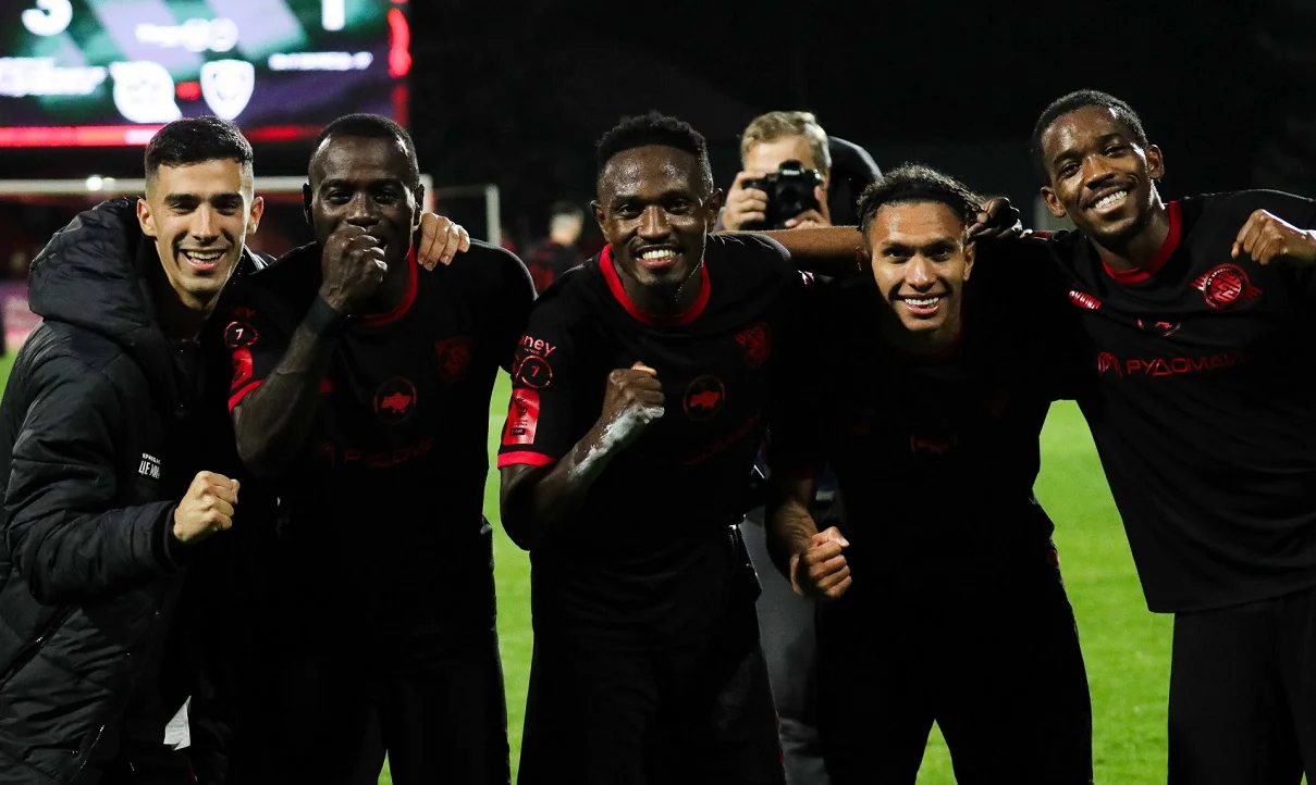 Джихад Бизимана (в центре) / Пресс-служба Кривбасса