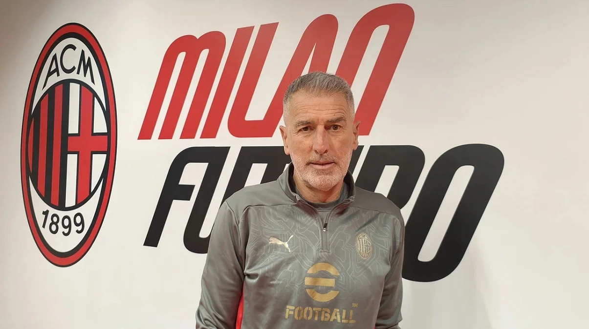 Мауро Тассотті / ФК Мілан