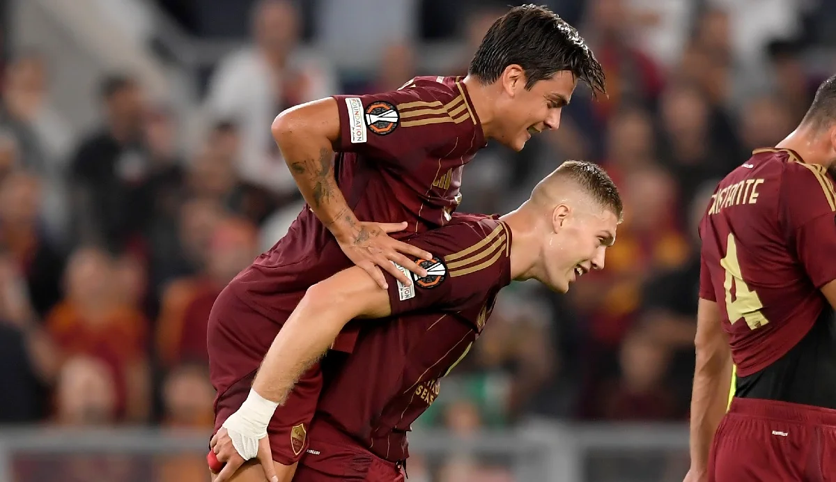 Пауло Дибала ийАртем Довбик/ Antonietta Baldassarre/Insidefoto/LightRocket via Getty Images