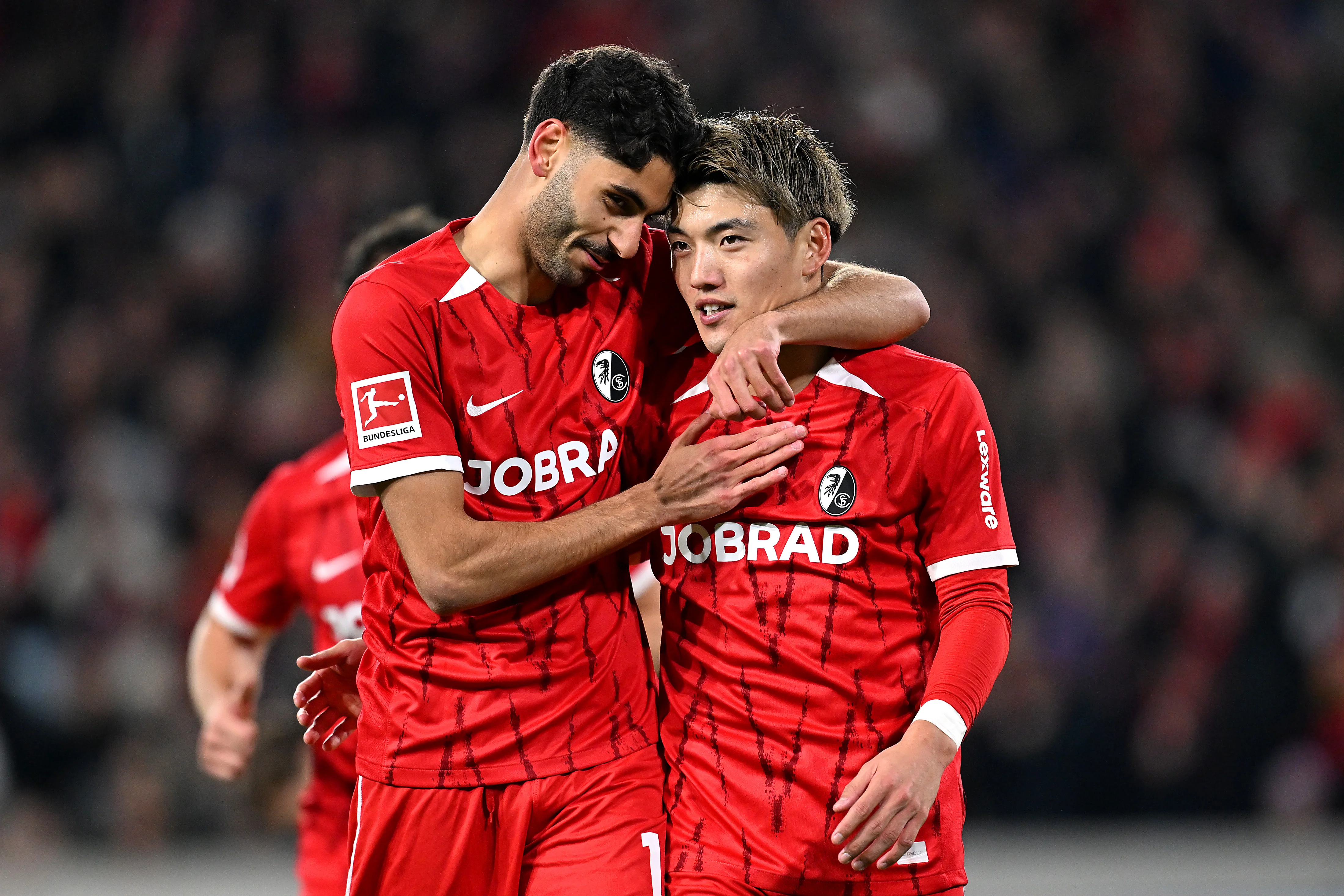 Ерін Дінкчі та Ріцу Доан святкують гол Фрайбурга / Christian Kaspar-Bartke/Getty Images