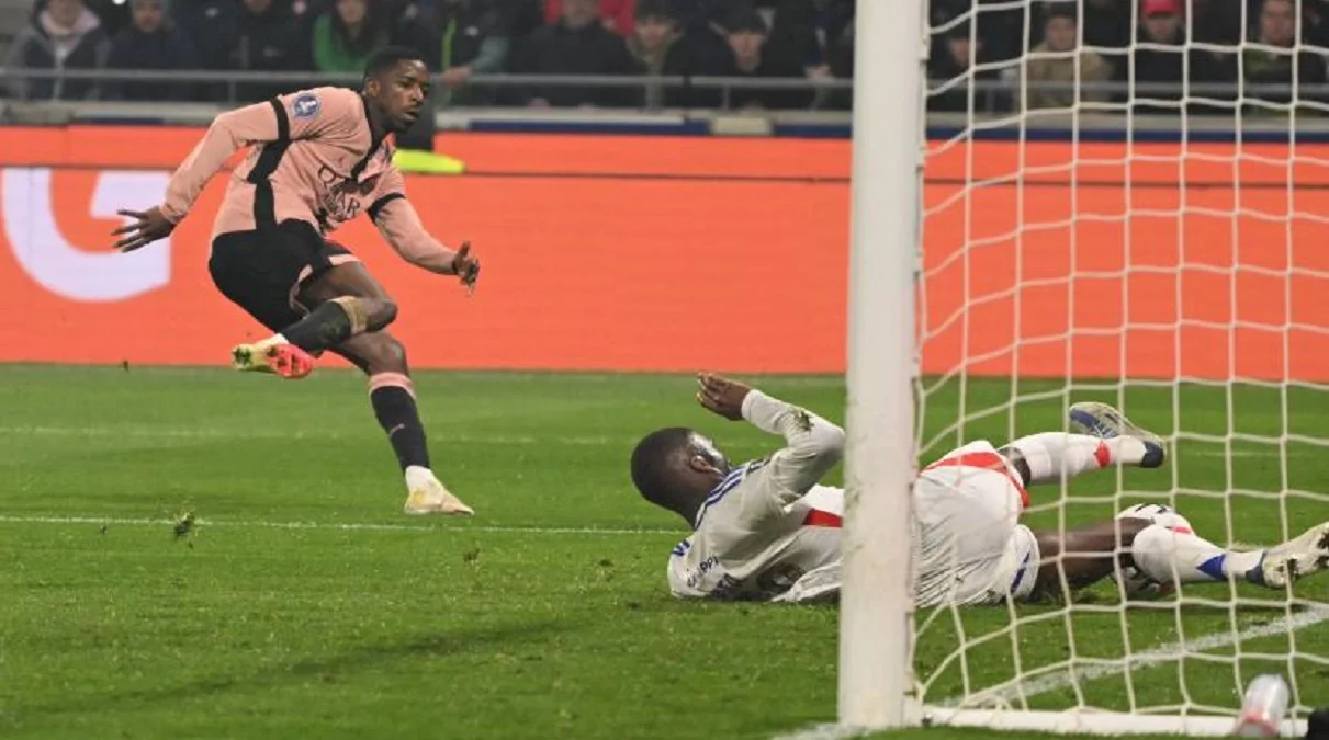 Лион – ПСЖ – 2:3 – видео голов и обзор матча / Фото L'Equipe
