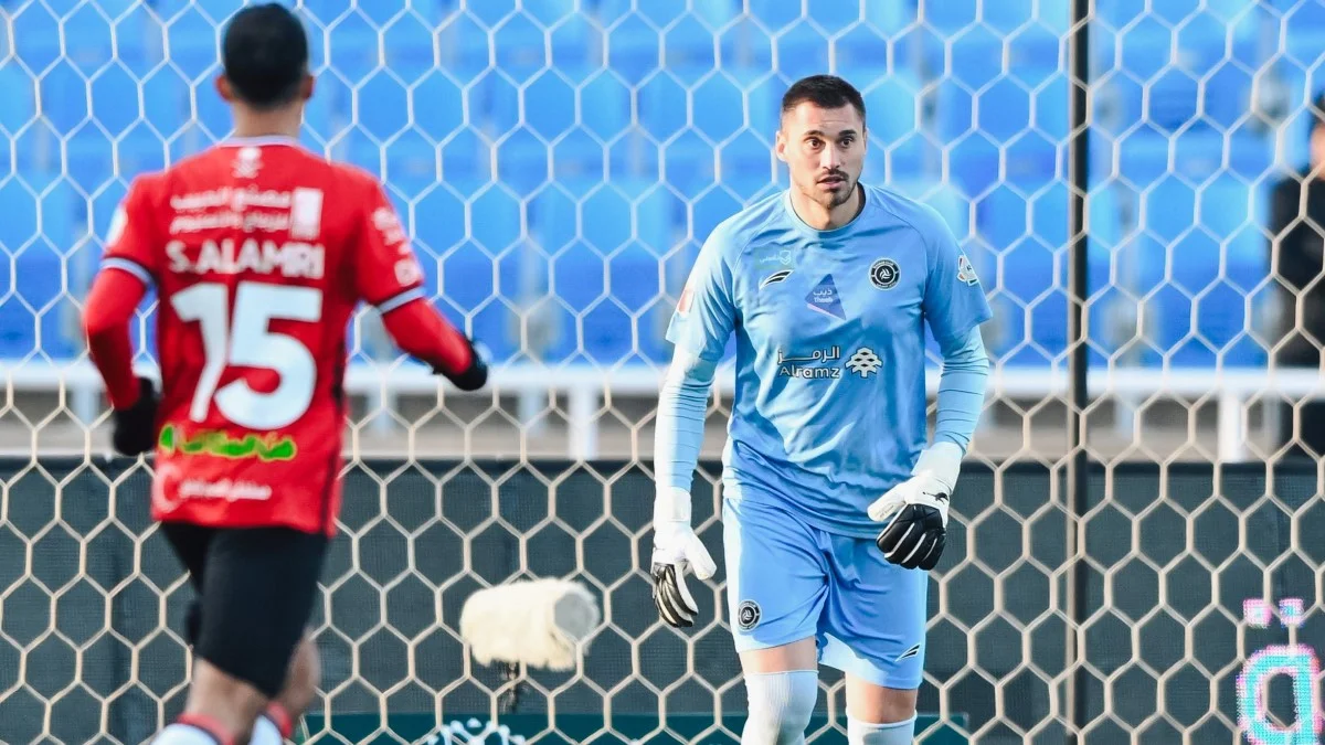 Фото к новости: Бущан пропустил уже 10-й гол в Саудовской Аравии – команда украинца вырвала победу над экс-клубом Йовичевича