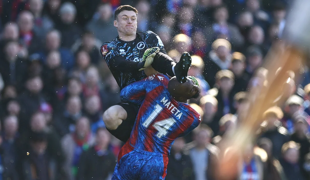 Жан-Филипп Матета и Лиам Робертс / фото: Jacques Feeney/Offside/Offside via Getty Images