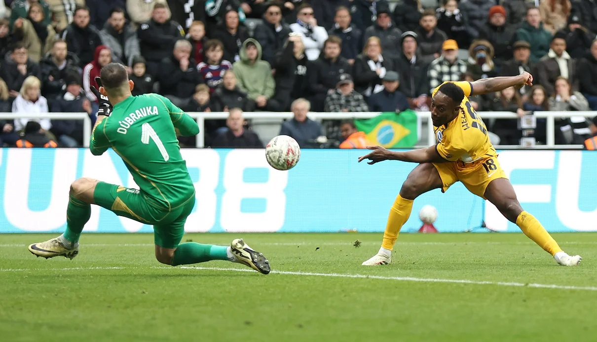 Ньюкасл – Брайтон – 1:2 / Photo by George Wood/Getty Images
