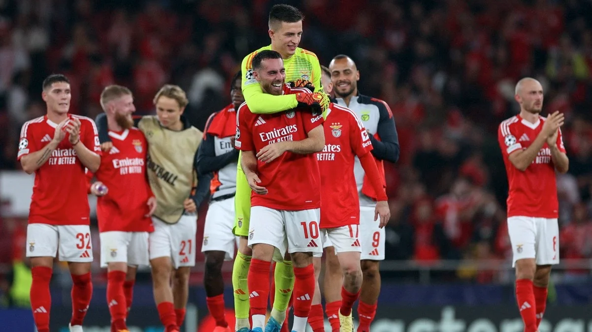 Анатолий Трубин с партнерами / Photo by FILIPE AMORIM/AFP via Getty Images