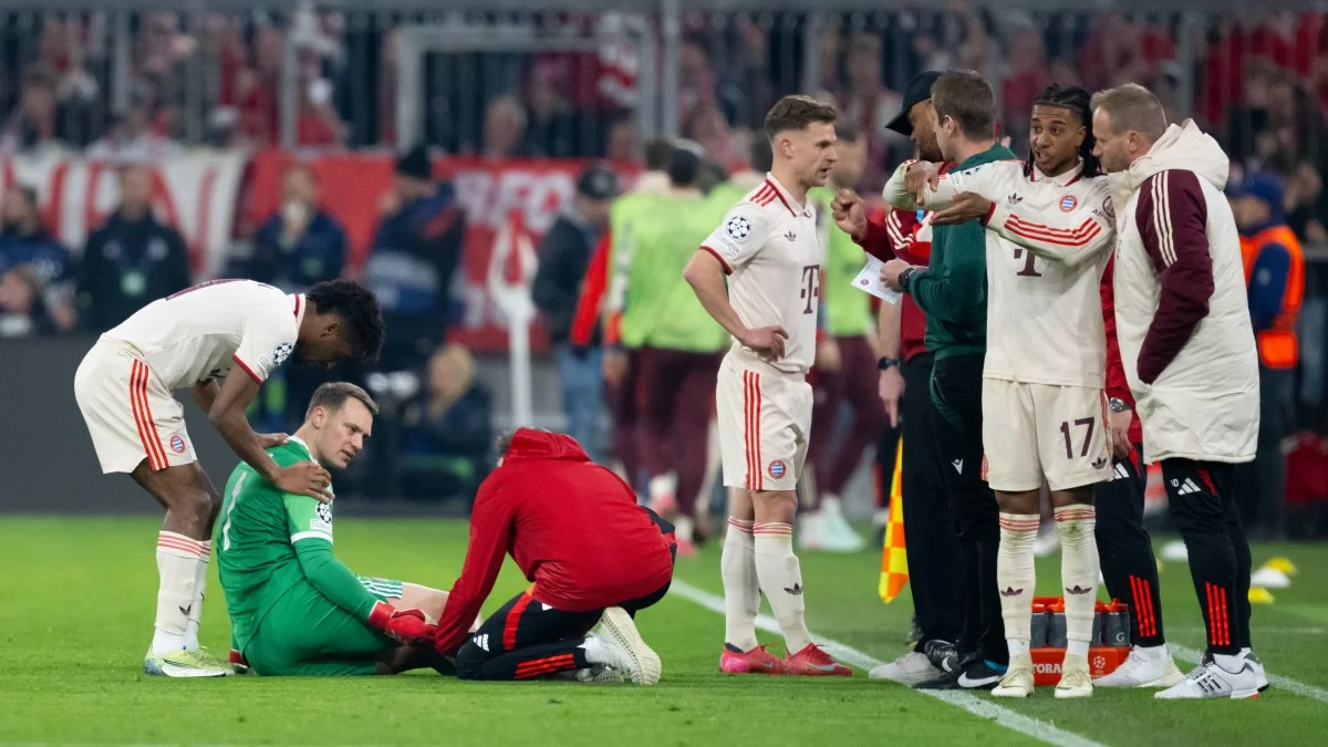 Травма Мануэля Нойера / Getty Images