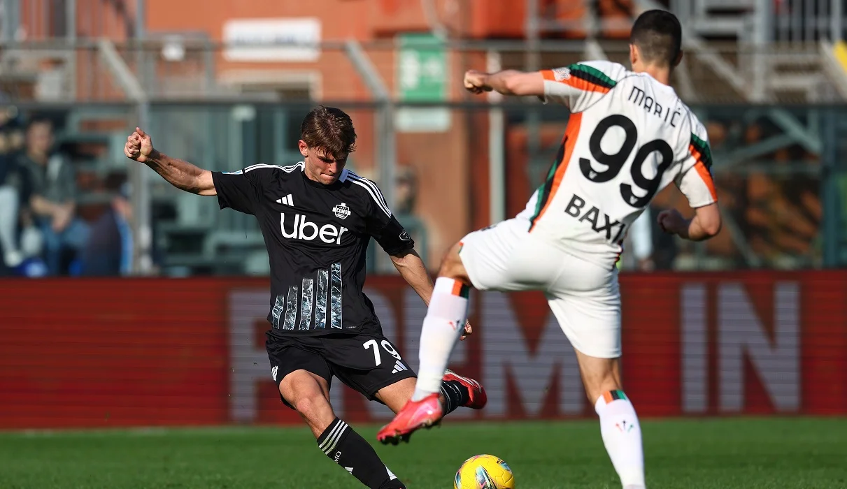 Комо – Венеция – 1:1 / Photo by Francesco Scaccianoce/Getty Images