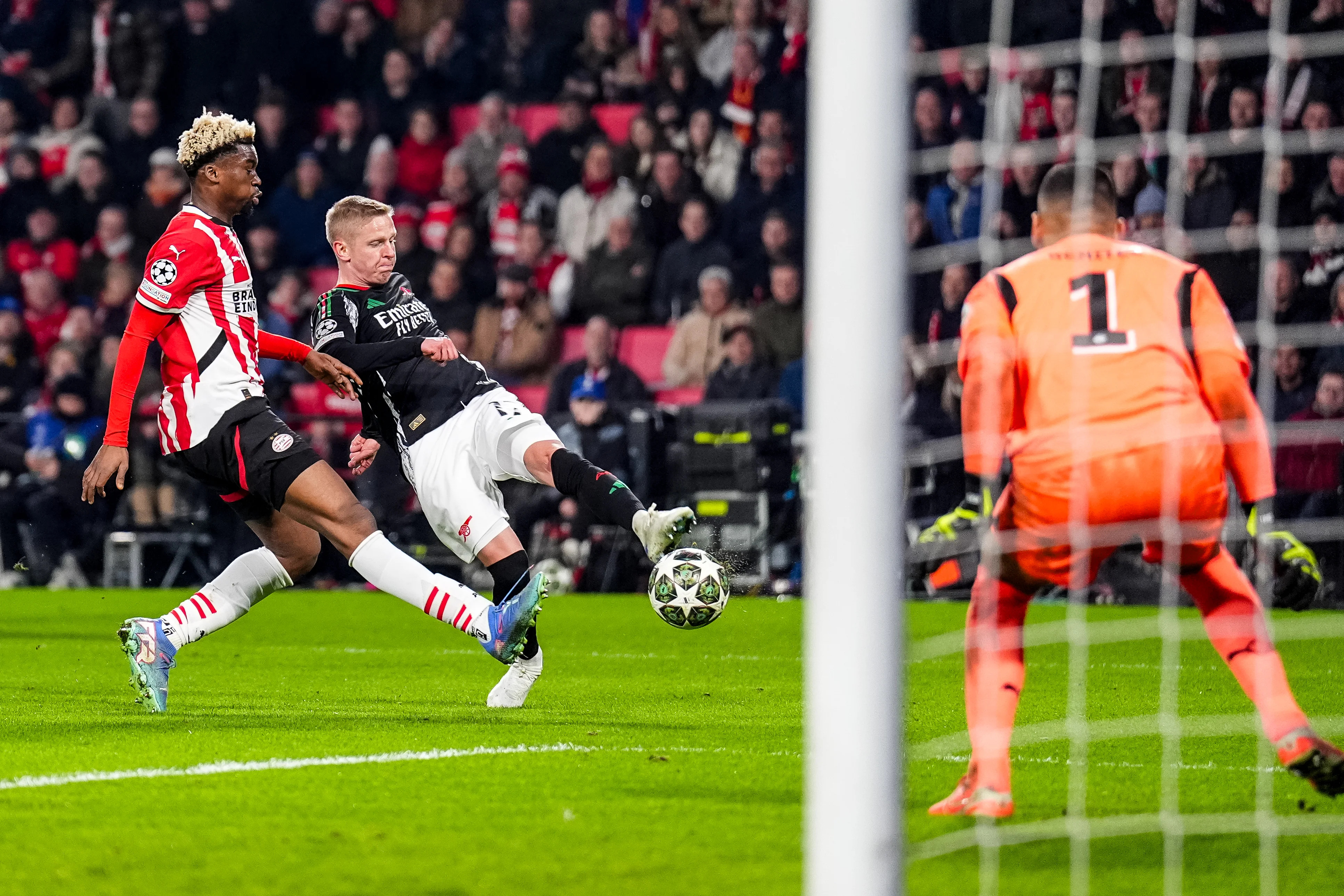 Олександр Зінченко проти ПСВ / Rene Nijhuis/MB Media/Getty Images