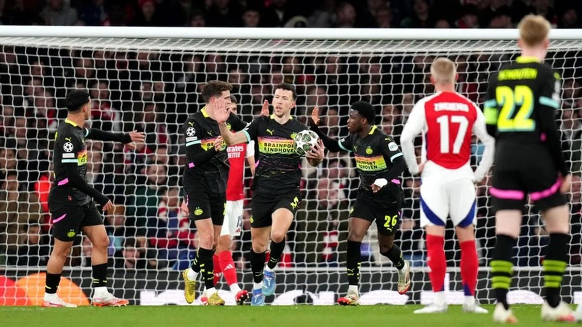 Арсенал – ПСВ / Pro Shots