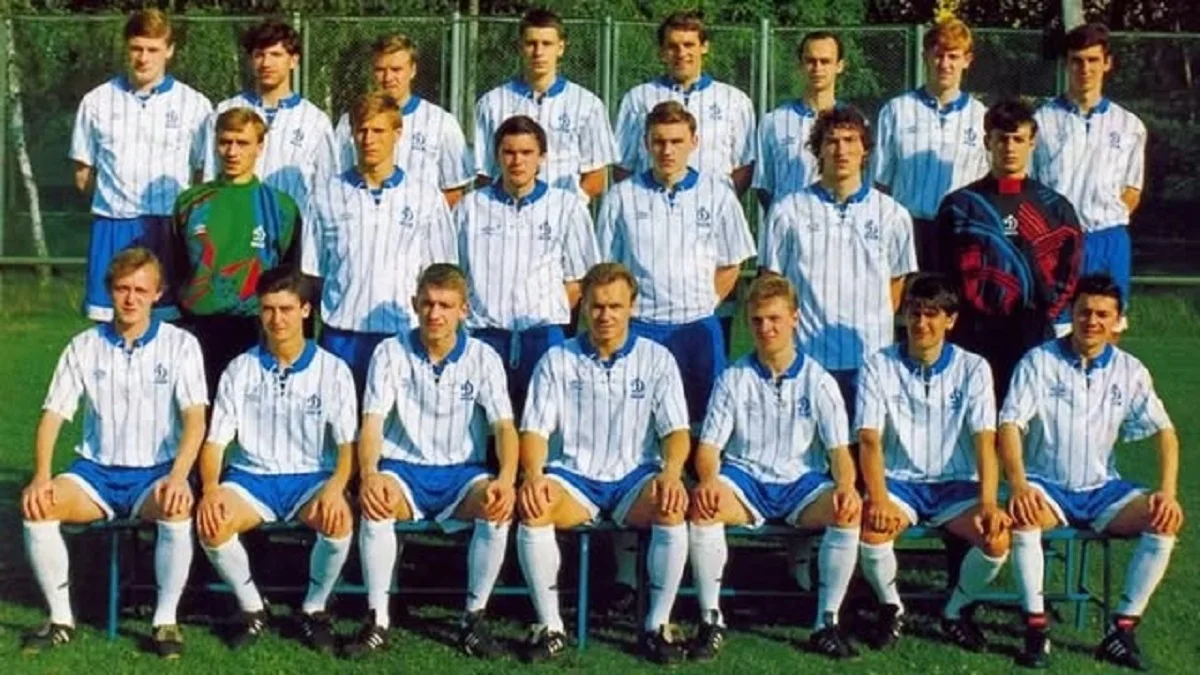 0 Виктор Леоненко (в центре) / ФК Динамо