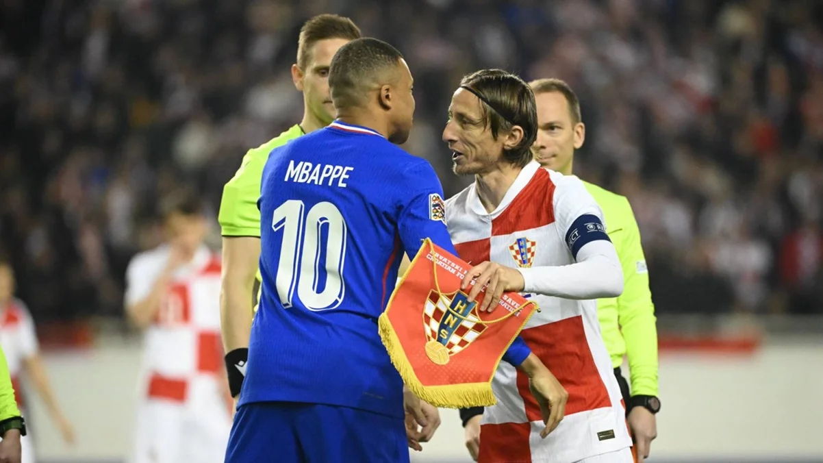 Кіліан Мбаппе та Лука Модріч / фото: A. Réau/L'Équipe