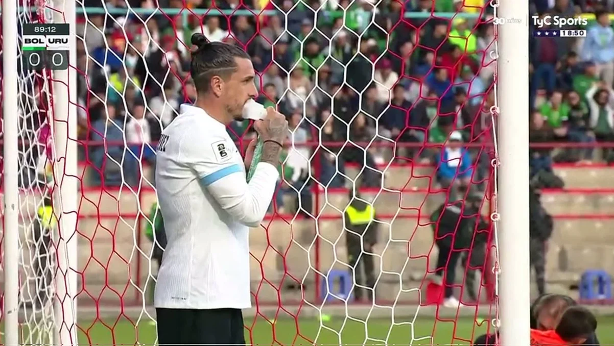 Хосе Хименес с кислородным баллоном