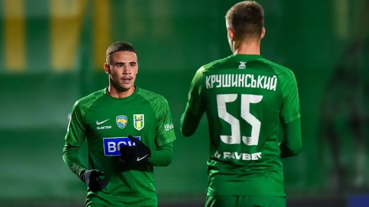 Борис Крушинский (справа) / ФК Полесье