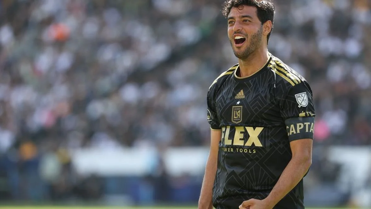 За Лос-Анджелес играет Карлос Вела / Pro Shots