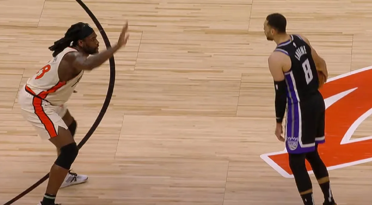 Детройт – Сакраменто – 117:127