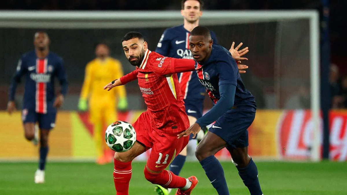 Нуно Мендеш проти Мохамеда Салаха / ANNE-CHRISTINE POUJOULAT/AFP via Getty Images