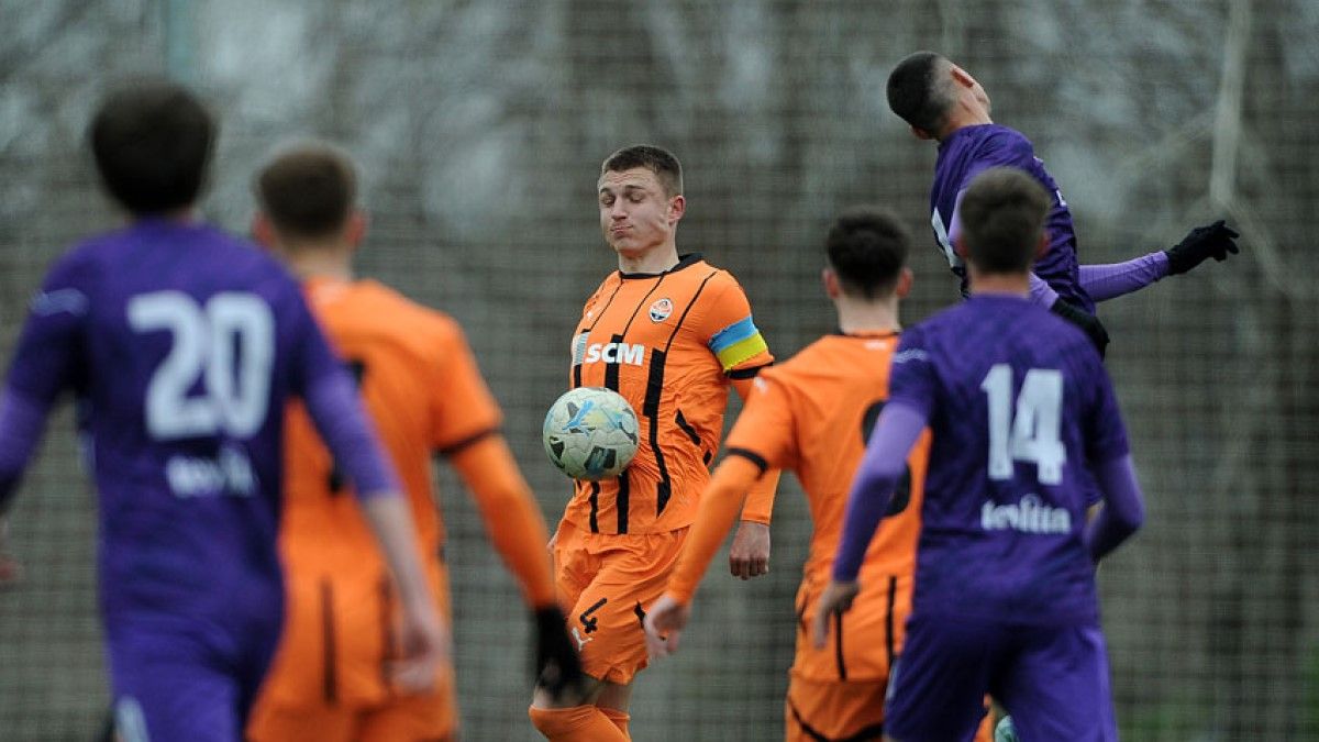 ЛНЗ U-19 – Шахтер U-19 / фото: ФК Шахтер