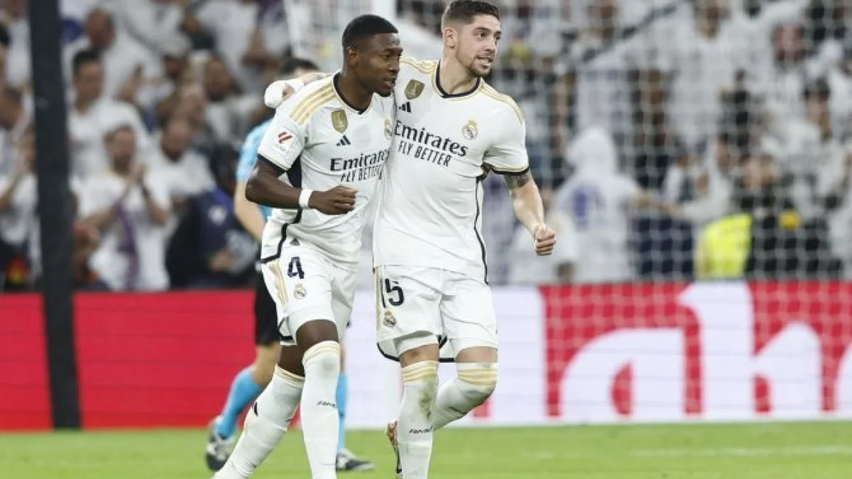 Дэвид Алаба и Феде Вальверде / EFE