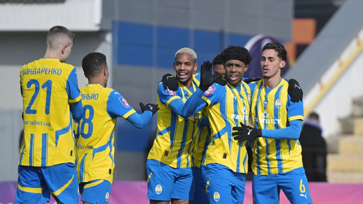 ЛНЗ – Шахтер – 1:4 – видео голов и обзор матча / фото: ФК Шахтер