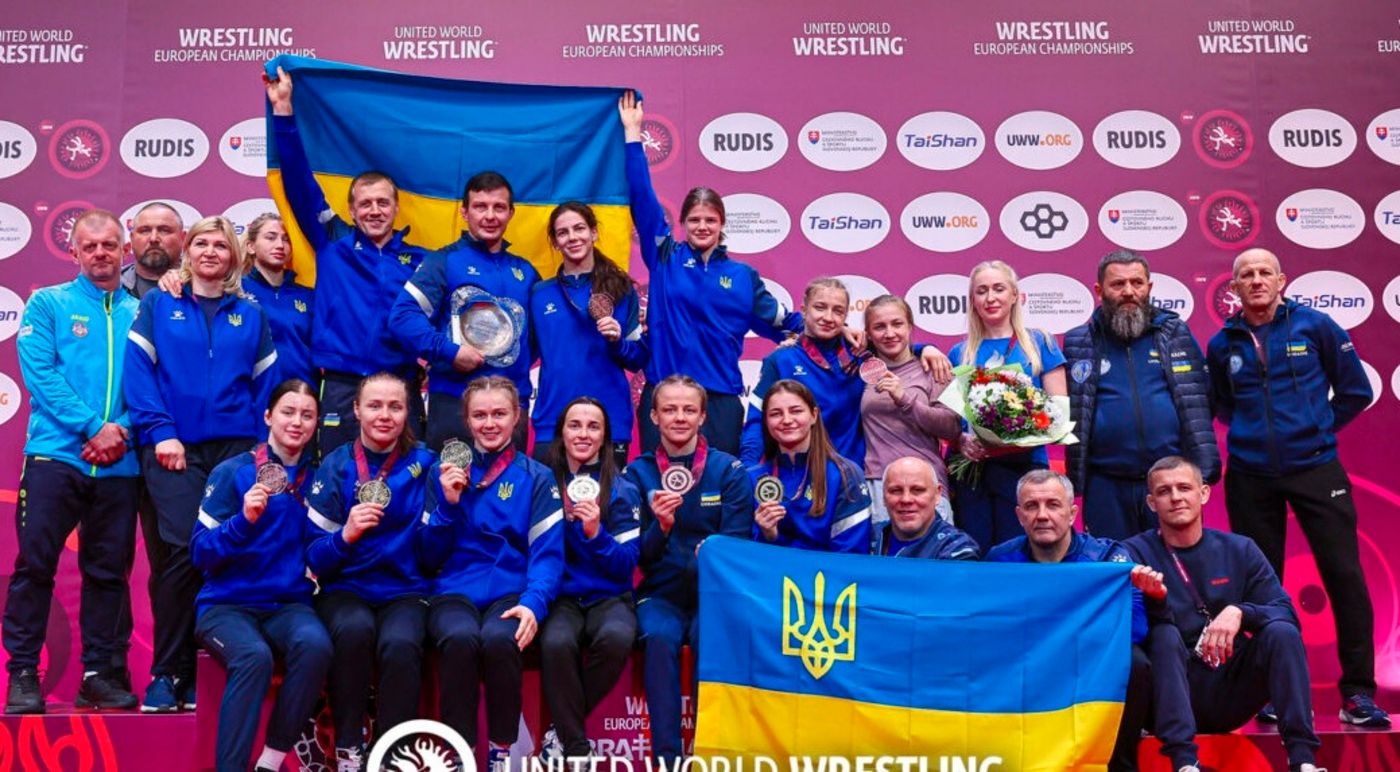 Украина выиграла командный зачет на ЧЕ-2025 по женской борьбе / UWW