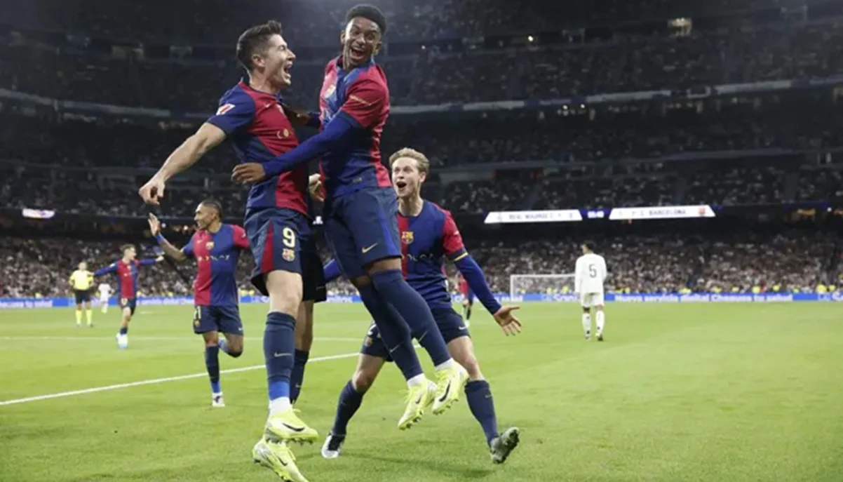 Лєвандовскі та Бальде / фото: EFE