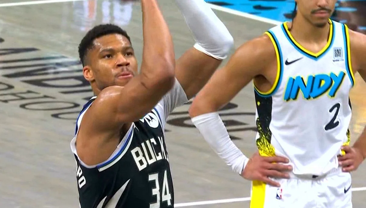 Индиана Пэйсерс – Милуоки Бакс – 117:98 / Скрин