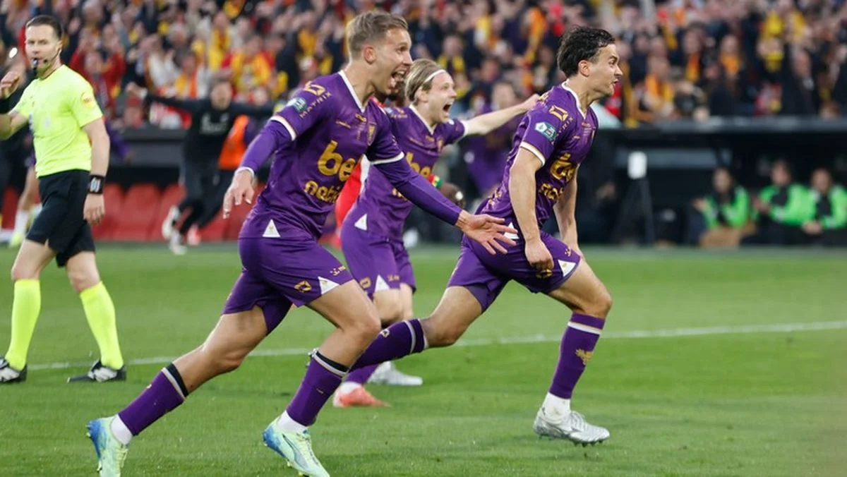 Гоу Ехед Іглс / Pro Shots