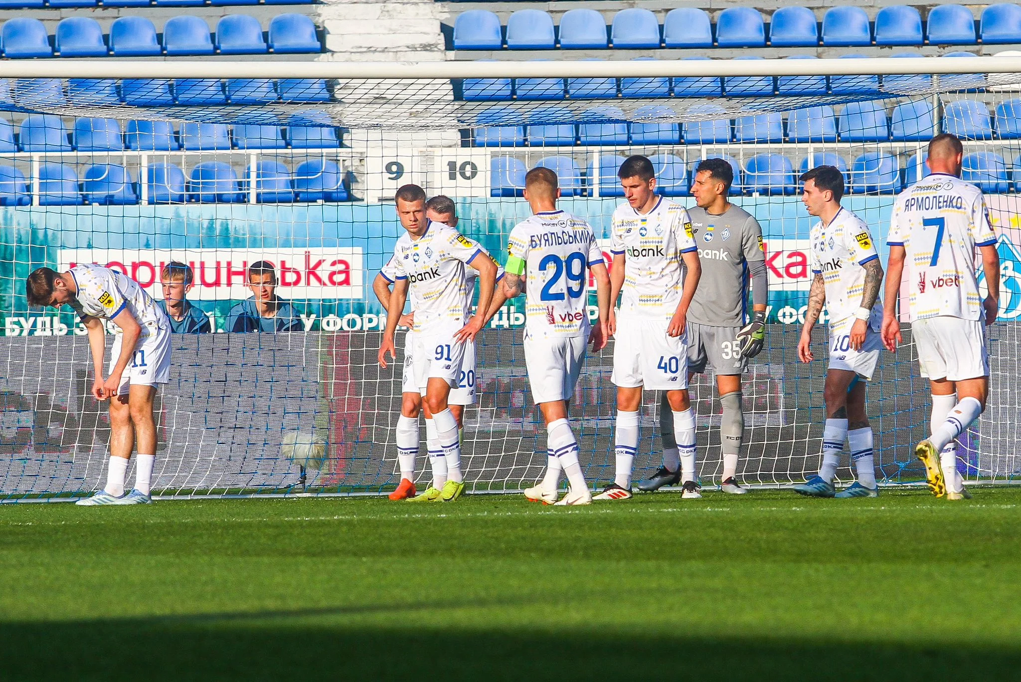 Буковина – Динамо: стартовые составы и онлайн-трансляция полуфинала Кубка Украины