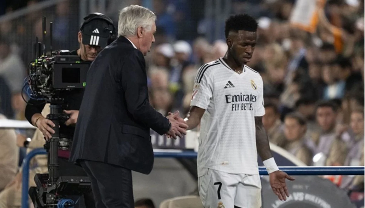 Карло Анчелотти и Винисиус / фото: официальный сайт Ла Лиги