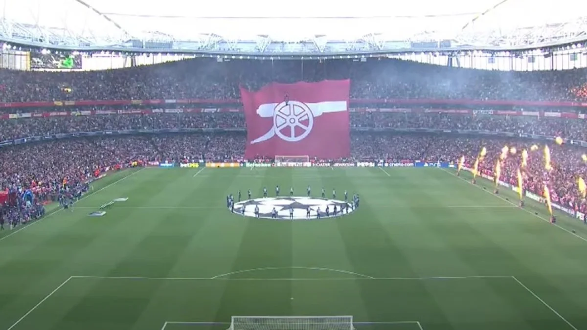 Перфоманс фанатів Арсенала / скріншот