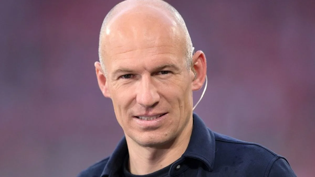 Ар'єн Роббен / Pro Shots