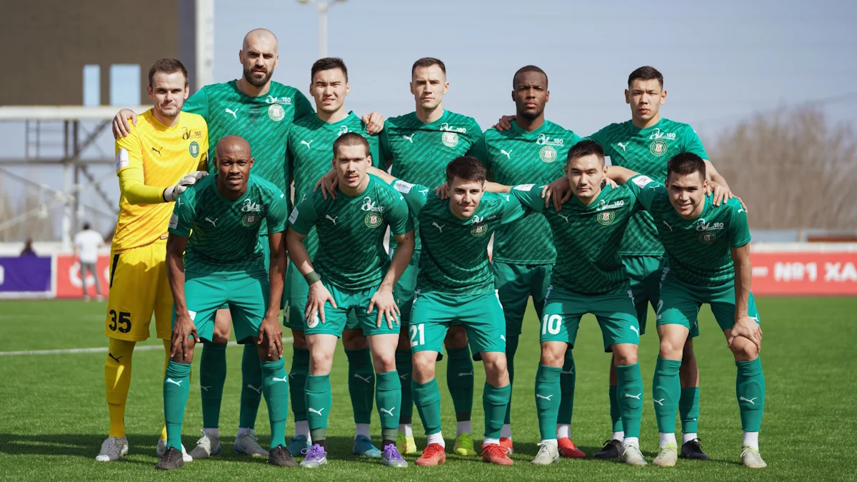 Максим Коваль у складі Єлімая / ФК Єлімай