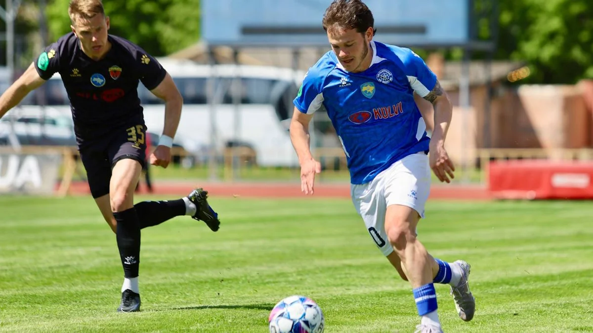 Подолье – МФК Металлург Запорожье – 2:3 / фото: ФК Подолье