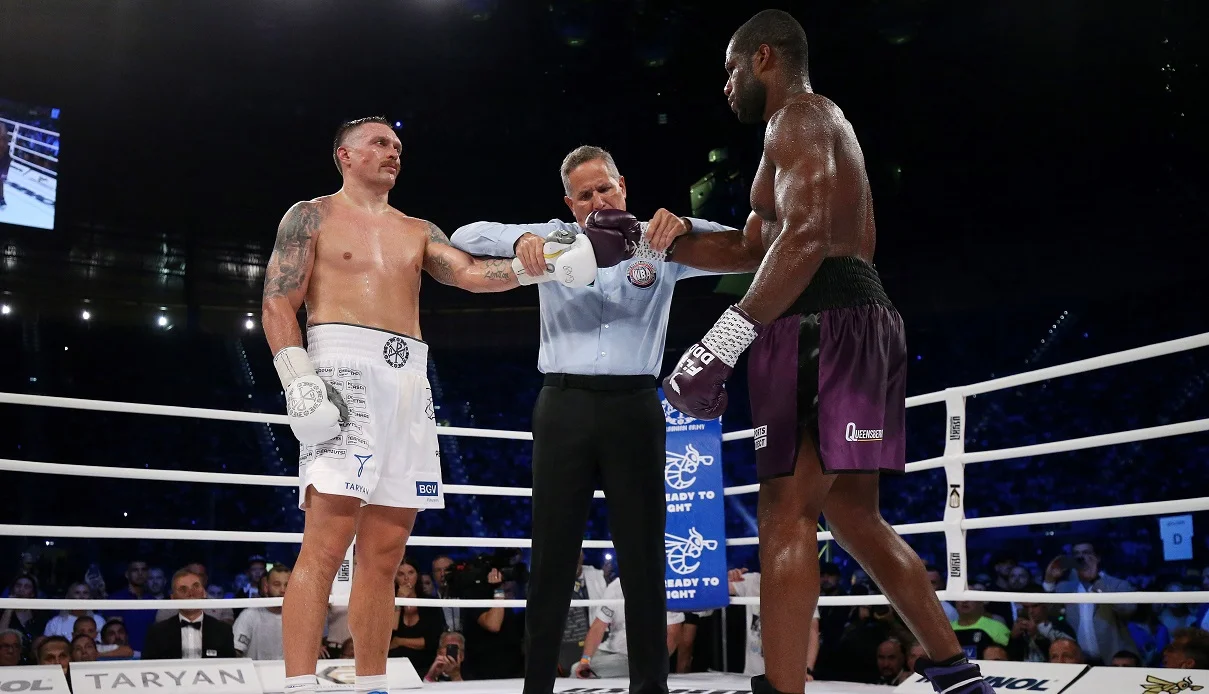 Перший бій Усика та Дюбуа / Getty Images