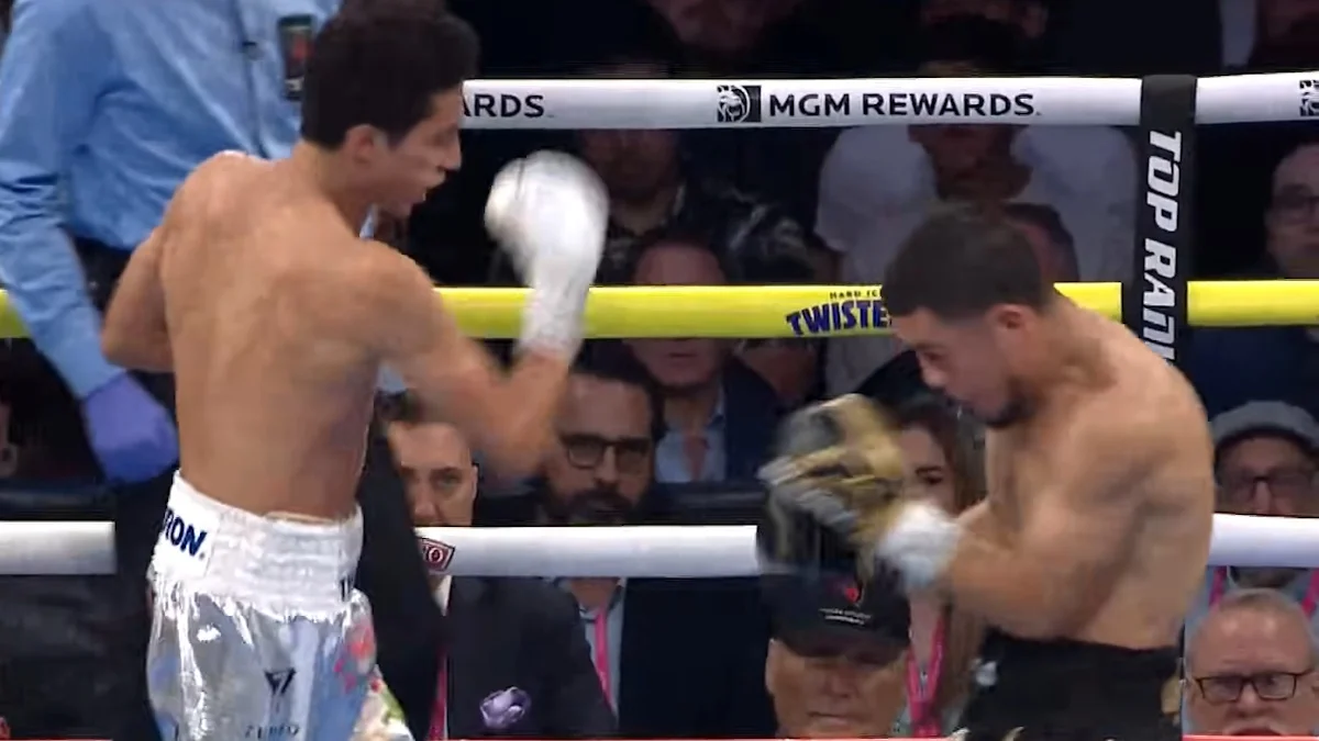 Эспиноса против Васкеса / скриншот