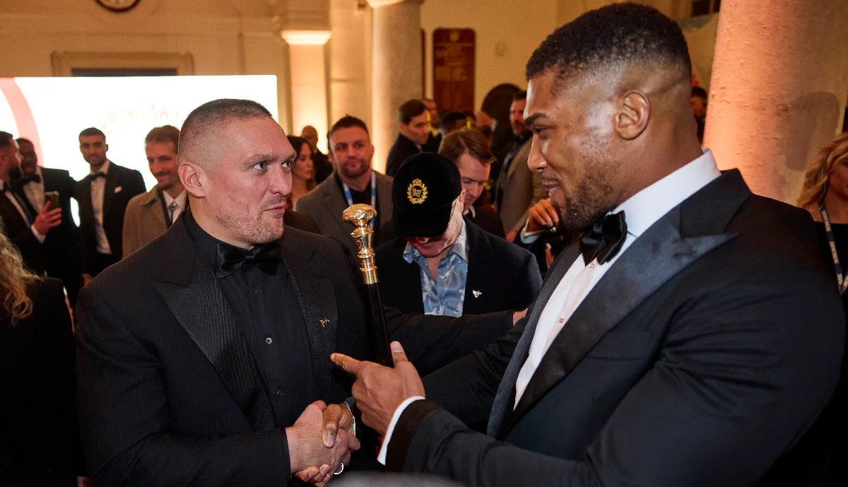 Олександр Усик і Ентоні Джошуа / Getty Images