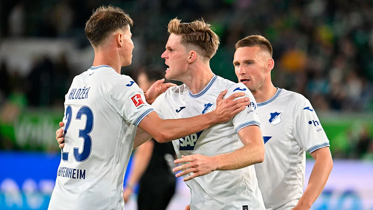 Вольфсбург – Хоффенхайм – 2:2 / Swen Pförtner/picture alliance via Getty Images