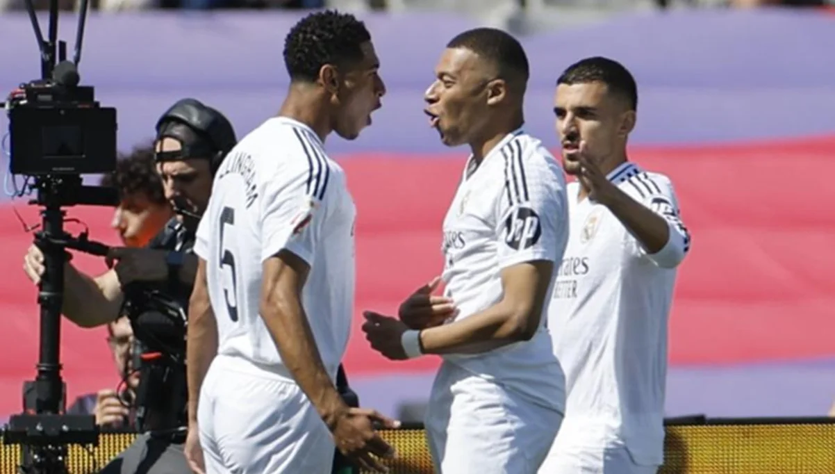 Реал – Барселона / фото: Alberto Estevez / EFE