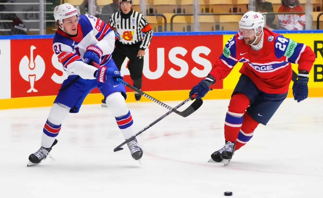 США обіграли Норвегію / IIHF
