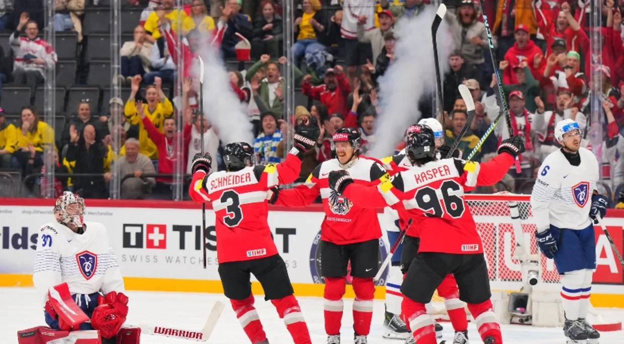 Сборная Австрии / IIHF / ANDRE RINGUETTE