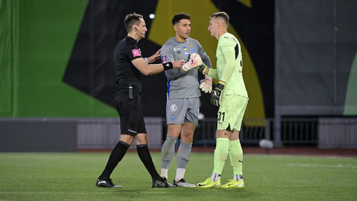 Руслан Нещерет (в центрі) / ФК Шахтар