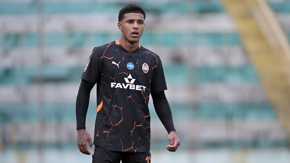 Винисиус Тобиас / Шахтер